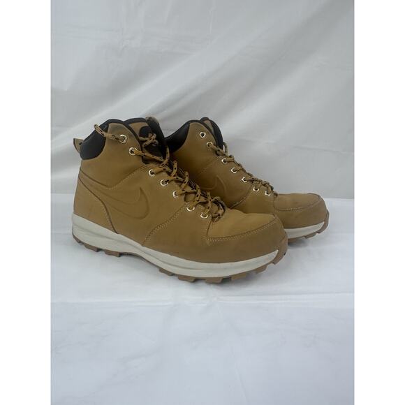 Nike Manoa 11.5 Hiking Hunting Leather Boots Comfort Water Resistant Tan